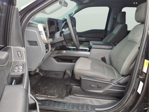 Used 2023 Ford F250 XLT w/ XLT Premium Package image 18