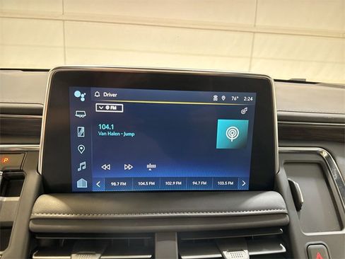 Certified 2024 Chevrolet Tahoe Z71 w/ Luxury Package image 13