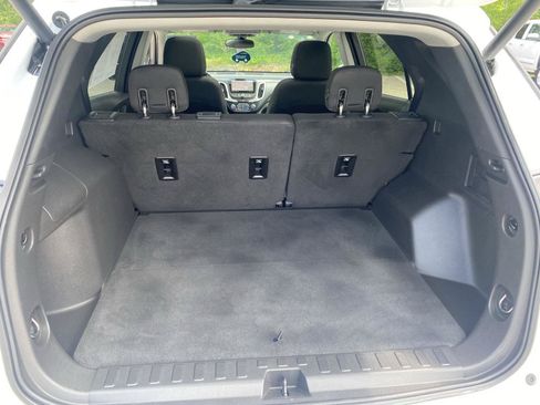 Certified 2019 Chevrolet Equinox LT w/ Sun & Navigation Package AWD/4WD image 14