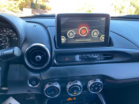 Used 2020 FIAT 124 Spider Urbana Edition Convertible *Lt image 57