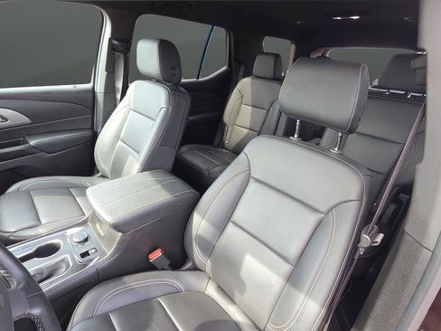 Used 2023 Chevrolet Traverse LT AWD/4WD image 11