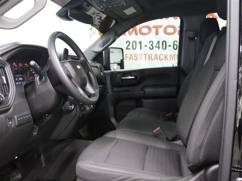 Used 2024 Chevrolet Silverado 2500 Custom w/ Custom Value Package AWD/4WD image 14