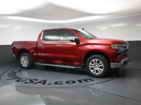 Used 2023 Chevrolet Silverado 1500 LTZ w/ LTZ Premium Package AWD/4WD image 2
