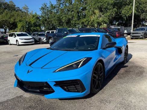 Used 2021 Chevrolet Corvette Stingray Preferred Cpe w/ Z51 Performance Package RWD image 2