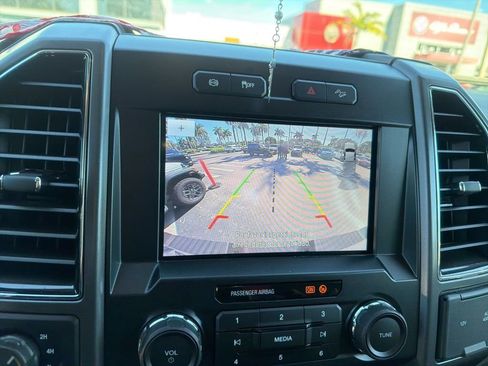 Used 2022 Ford F250 XLT w/ XLT Premium Package image 3