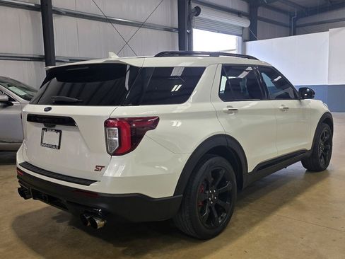 Used 2020 Ford Explorer ST w/ ST Street Pack AWD/4WD image 4