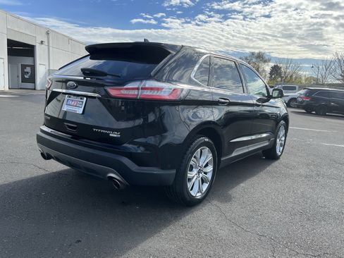 Used 2020 Ford Edge Titanium w/ Equipment Group 301A AWD/4WD image 5