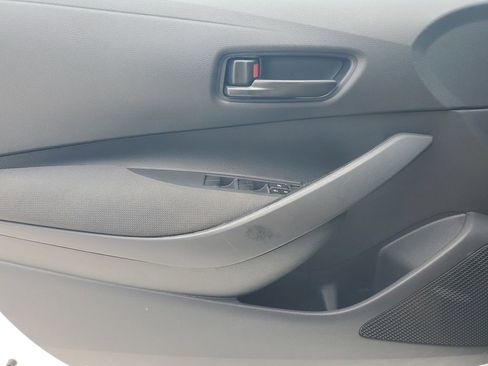 Used 2025 Toyota Corolla LE FWD image 23
