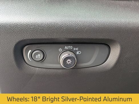Used 2023 Chevrolet Traverse LT w/ LPO, Cargo Package FWD image 19
