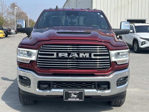 Used 2024 RAM 2500 Laramie w/ Sport Appearance Package image 6