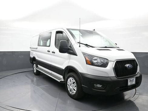 Used 2025 Ford Transit 250 Low Roof w/ Exterior Upgrade Package RWD image 3