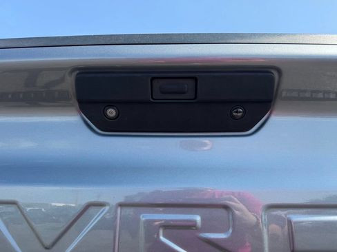 Used 2019 Chevrolet Silverado 1500 Custom w/ Custom Convenience Package AWD/4WD image 14