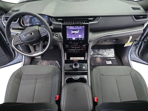New 2026 Jeep Grand Cherokee L Laredo AWD/4WD image 37