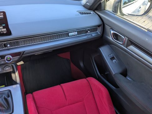 Certified 2025 Honda Civic Type R image 22