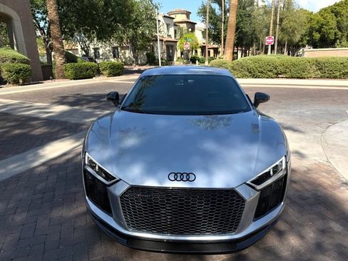 Used 2017 Audi R8 V10 plus AWD/4WD image 2