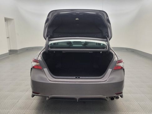 Used 2022 Toyota Camry SE image 29