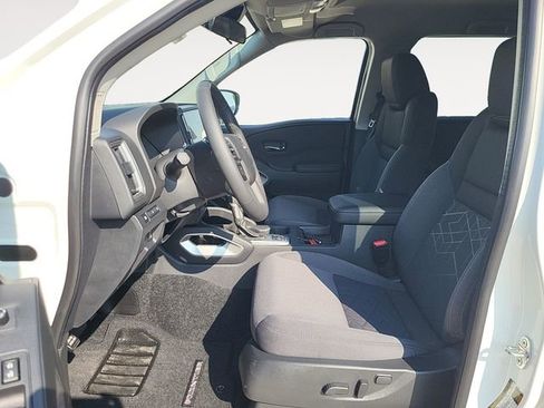 New 2026 Nissan Frontier SV w/ SV Convenience Package image 11