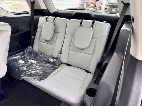 New 2026 Ford Explorer Platinum w/ LUX Leather Package image 12