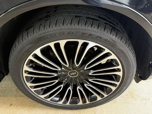 Used 2020 Lincoln Aviator Black Label w/ Dynamic Handling Package AWD/4WD image 6