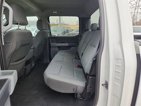 Certified 2025 Ford F150 XLT w/ Equipment Group 301A Standard image 6