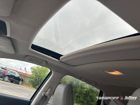 Used 2016 Honda CR-V EX-L image 6