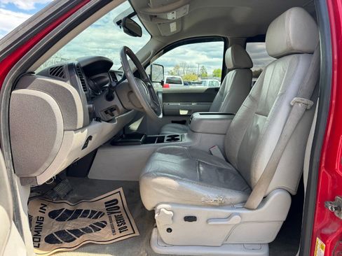 Used 2009 GMC Sierra 2500 SLE w/ Convenience Package AWD/4WD image 15
