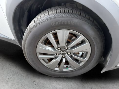 Used 2024 Nissan Pathfinder SV FWD image 50