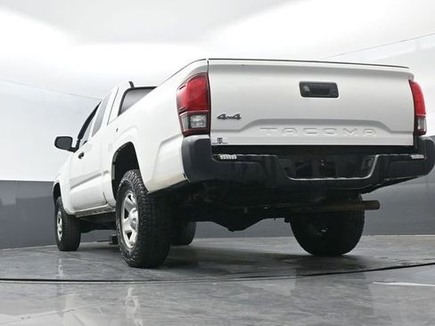 Used 2020 Toyota Tacoma SR image 27