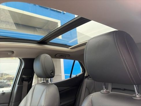 Used 2022 Buick Encore GX Essence w/ Experience Buick Package image 15