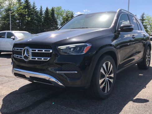New 2025 Mercedes-Benz GLE 450 GLE 450 image 3