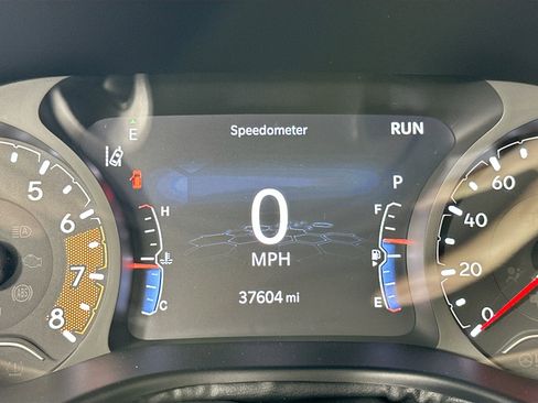 Used 2023 Jeep Compass Limited w/ Sun and Sound Group image 12