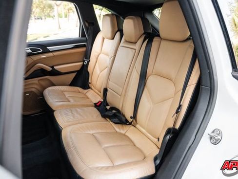 Used 2016 Porsche Cayenne image 65