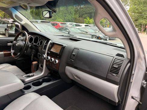 Used 2012 Toyota Tundra Limited w/ Platinum Pkg AWD/4WD image 24