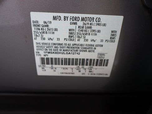 Used 2020 Ford Explorer XLT w/ Equipment Group 202A image 33