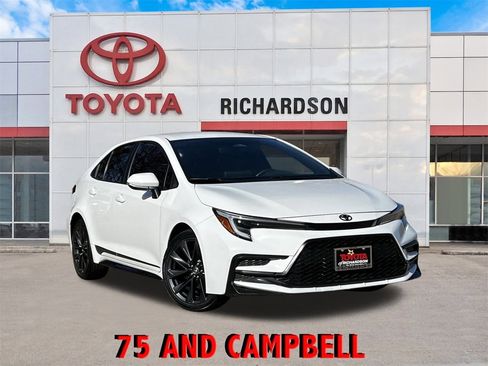 Used 2023 Toyota Corolla SE image 1