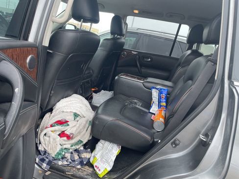 Used 2020 Nissan Armada SL w/ Premium Package image 19