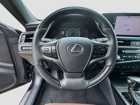 Certified 2022 Lexus ES 350 Ultra Luxury w/ Accessory Package 2 FWD image 39