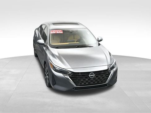 Used 2024 Nissan Sentra SV w/ SV Premium Package FWD image 40