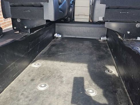 Used 2019 Dodge Grand Caravan SXT image 13