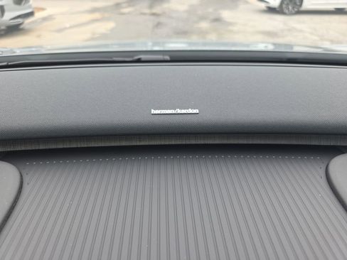 New 2026 Volvo EX30 Cross Country Ultra image 37