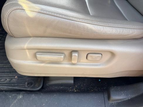 Used 2022 Honda Pilot Elite image 25