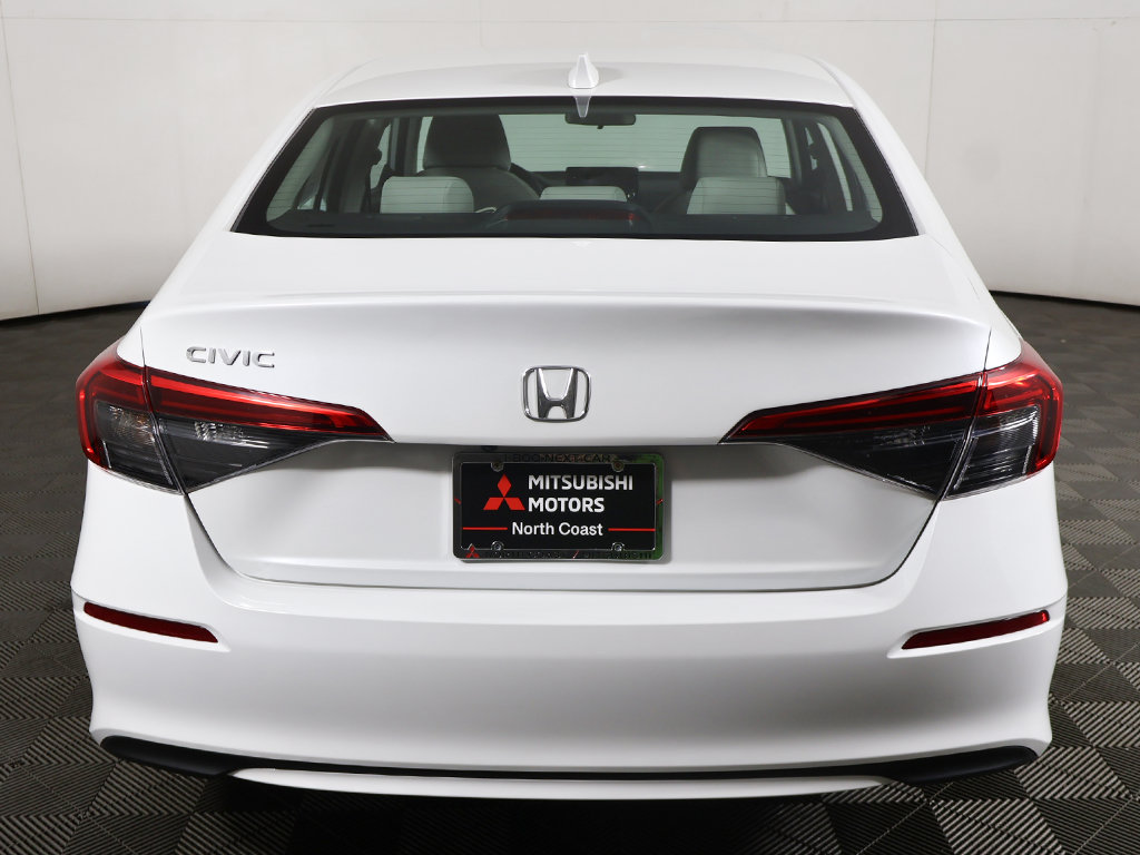 Used 2023 Honda Civic LX image 9