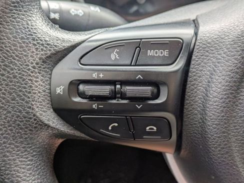 Used 2022 Kia Rio S FWD image 24