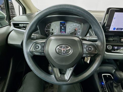 Used 2024 Toyota Corolla LE FWD image 11