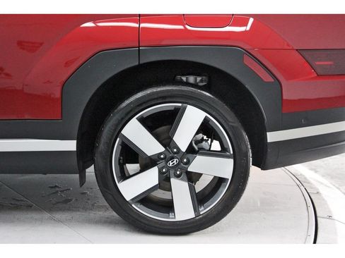 Used 2025 Hyundai Santa Fe Limited FWD image 32