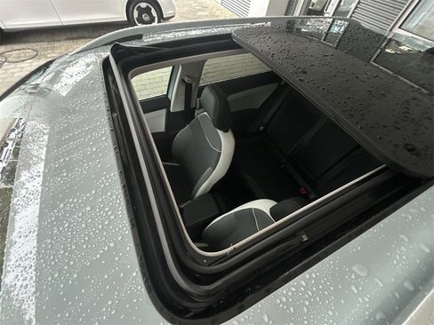 New 2026 Volkswagen Taos SE image 38