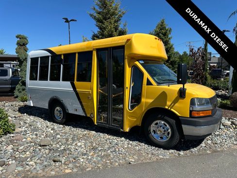 Used 2014 Chevrolet Express 3500 image 1