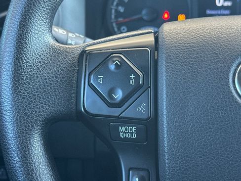 Used 2022 Toyota Tacoma SR w/ SR Convenience Package image 29