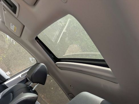 New 2026 Honda HR-V EX-L image 25