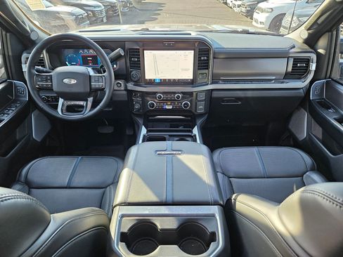 Used 2026 Ford F350 Platinum w/ Tremor Off-Road Package AWD/4WD image 32